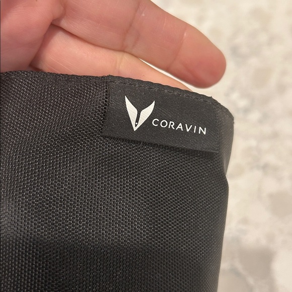 CORAVIN Williams-Sonoma Wine Aerator System - Picture 4 of 10